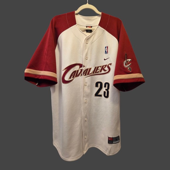 LeBron James*NWT* Cleveland Cavaliers #23 Nike NBA Jersey Men's L Button Up